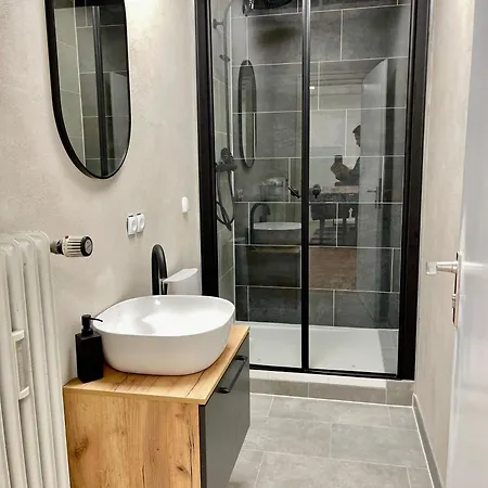 Modernes City-appartment Im Herzen Von *